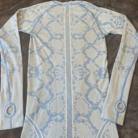 Lululemon Swiftly Tech Longsleeve size 4 - Picture 7 of 7